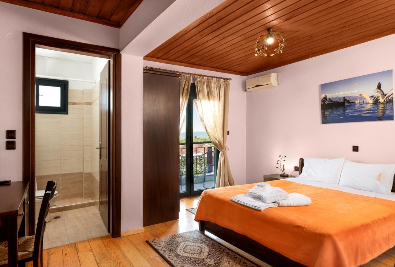Limnaio Hotel Khrisokhórafa Bagian luar foto